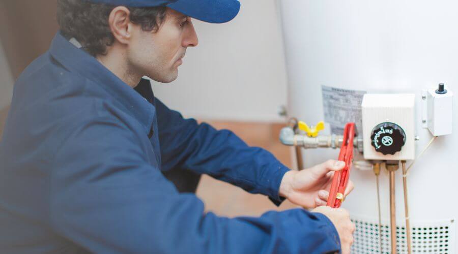 Local water heater installation in Spanaway, WA